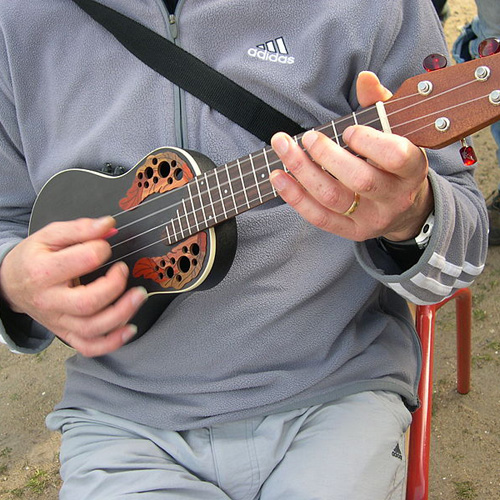 УКУЛЕЛЕ